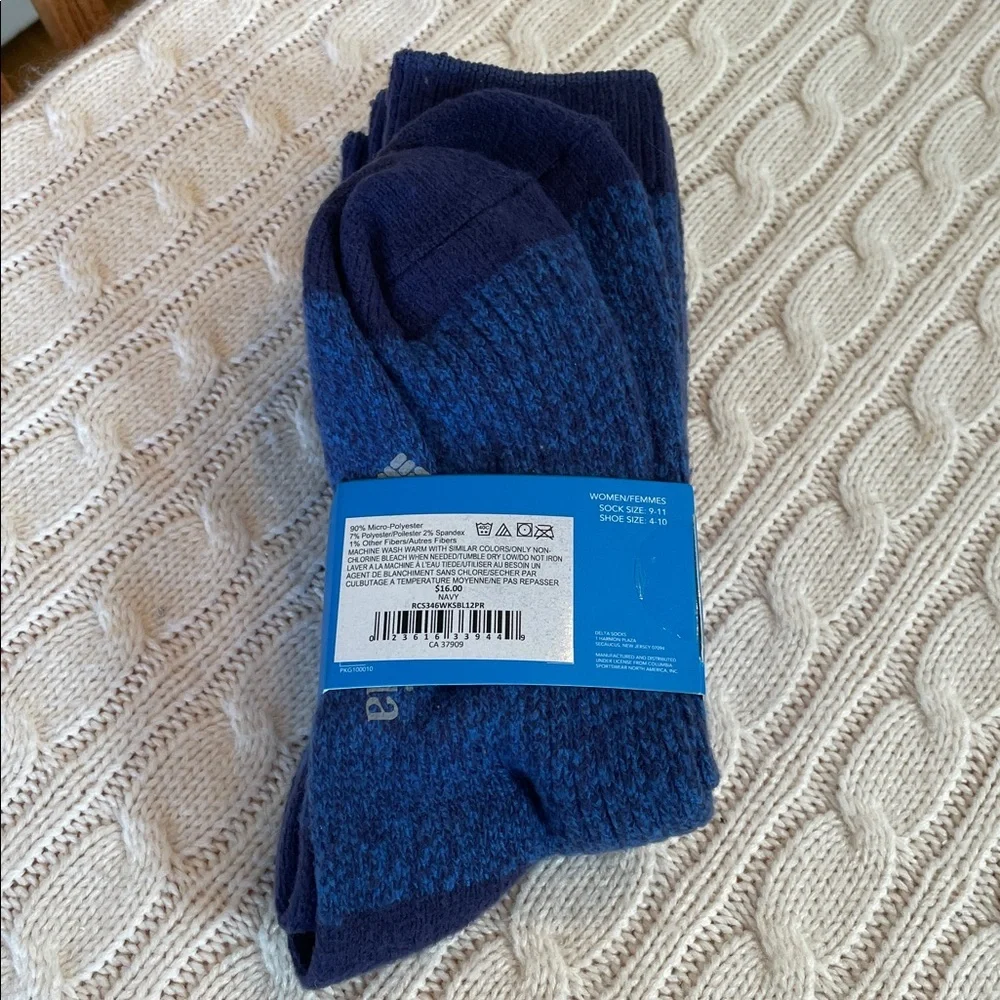 NWT blue Women’s Columbia 9-11 sock size Super soft Crew Mi-Chaussettes 2 prs